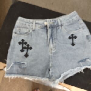 ROMWE Light Blue Denim Shorts with Black Cross Accents